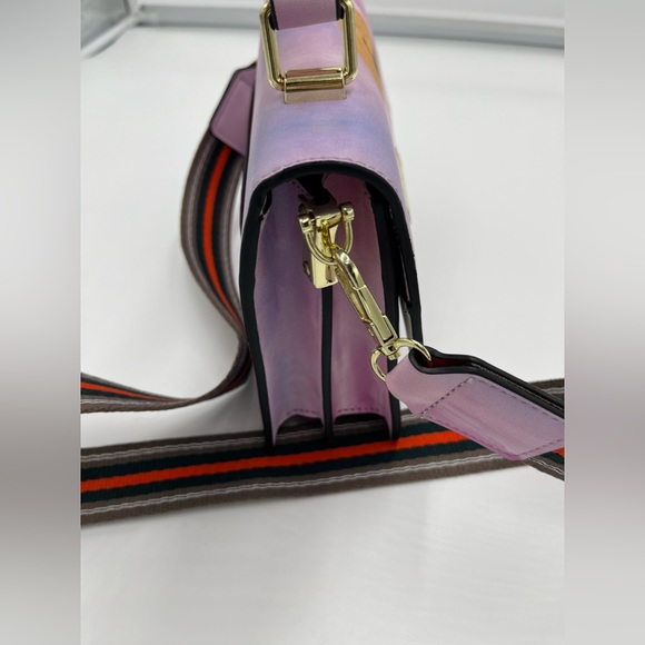 Yalguun brand small cross body ancient queen - Picture 5 of 7